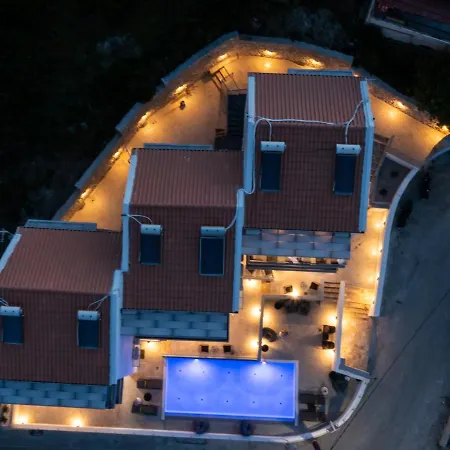 Clelia's And Dione's Design Swimming Pool Никиана
